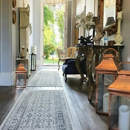 19th Century Manor House In Charente Maritime Epargnes