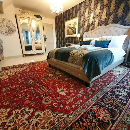 Hébergement de vacances 19th Century Manor House In Charente Maritime