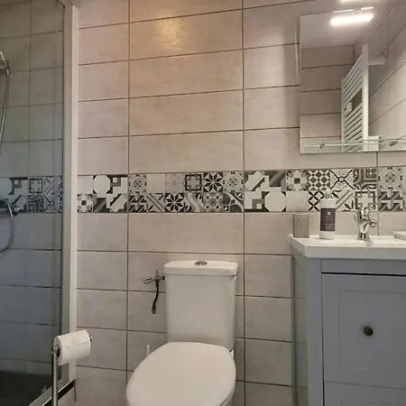 19th Century Manor House In Charente Maritime Epargnes