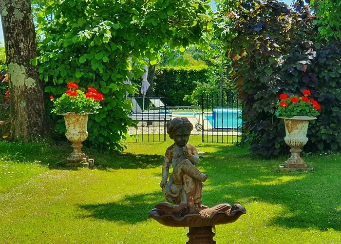 Сasa de vacaciones 19th Century Manor House In Charente Maritime *